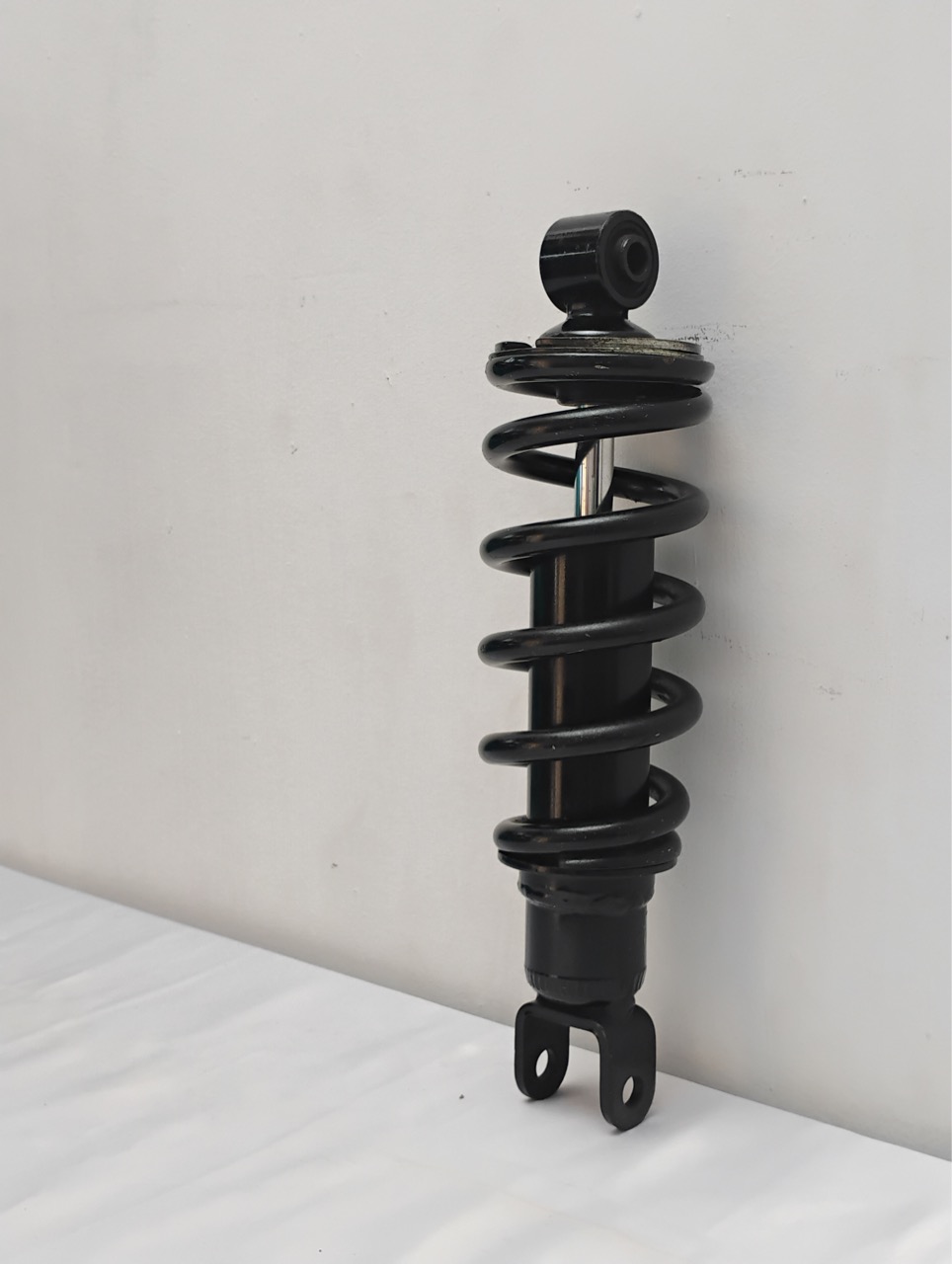 Shockbreaker Belakang Mono Shock Yamaha Vixion