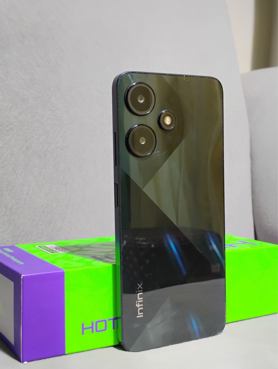 Infinix Hot 30i 8/128 Mulus Full Set - Gambar 4